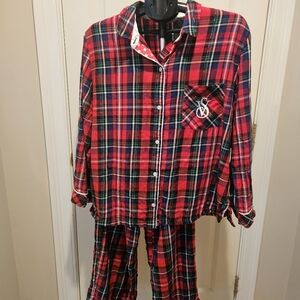 Victoria Secret woman's pajama set